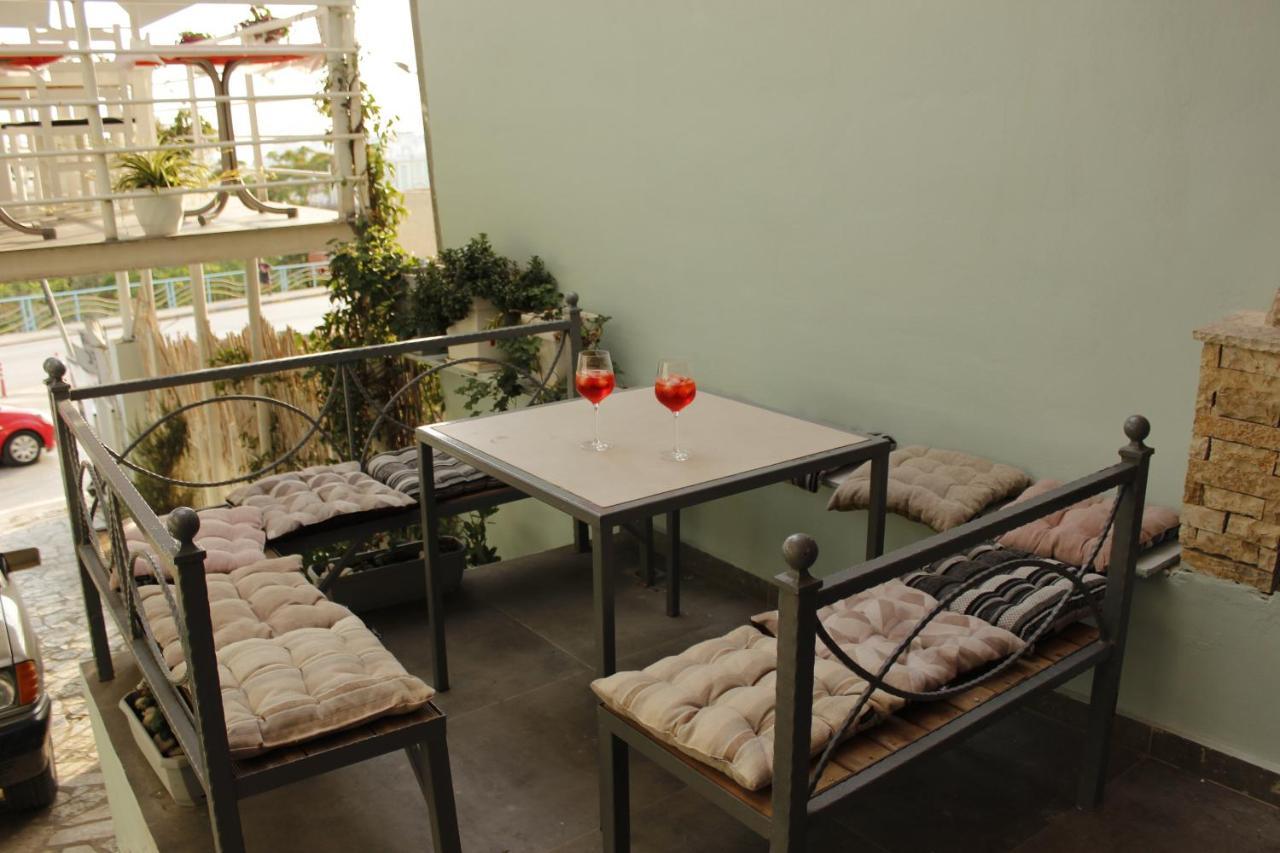Bebi Hotel And Apartments Sarande Exterior photo